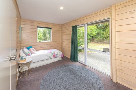 Photo of property in 6 Montgomery Road, Otamatea, Whanganui, 4501