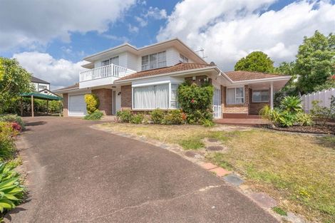 Photo of property in 14 Javelin Place, West Harbour, Auckland, 0618
