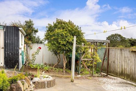Photo of property in 26 Battiscombe Terrace, Waitara, 4320