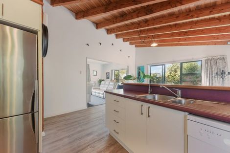 Photo of property in 15 Boons Valley Road, Waikawa, Picton, 7220