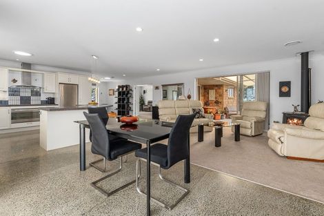 Photo of property in 121 Owhiwa Road, Parua Bay, Onerahi, 0192