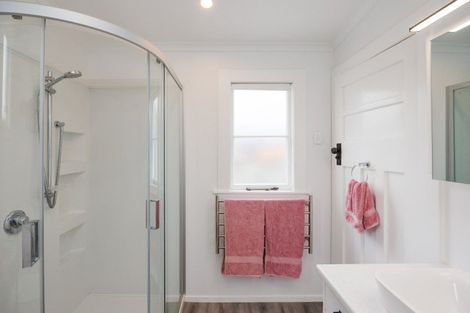 Photo of property in 70 Milson Line, Milson, Palmerston North, 4414