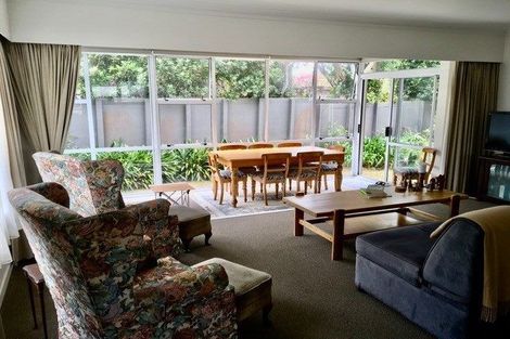 Photo of property in 4/23 Craig Road, Milford, Auckland, 0620