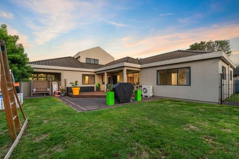 Photo of property in 22 Hoyte Place, Pukehangi, Rotorua, 3015