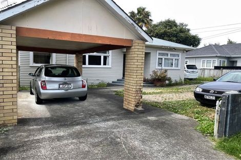 Photo of property in 2 Aliford Avenue, One Tree Hill, Auckland, 1061