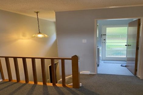 Photo of property in 66 Fyvie Avenue, Tawa, Wellington, 5028