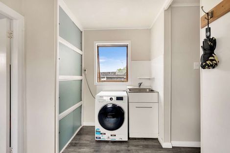 Photo of property in 8 Abbot Street, Gonville, Whanganui, 4501