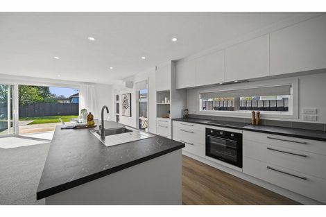 Photo of property in 154 Harewood Road, Papanui, Christchurch, 8053