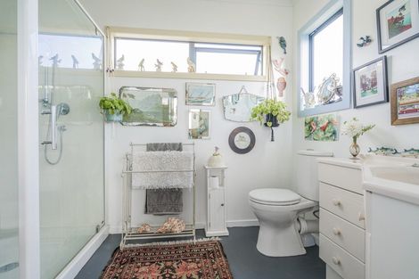 Photo of property in 3 Seascape Avenue, Whitianga, 3510