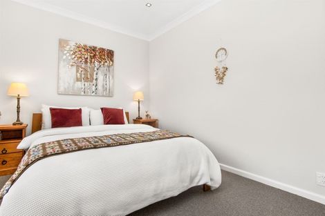 Photo of property in 172 Mellons Bay Road, Mellons Bay, Auckland, 2014