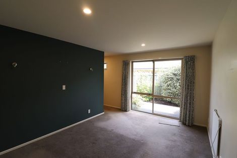 Photo of property in 14 Coolspring Way, Redwood, Christchurch, 8051