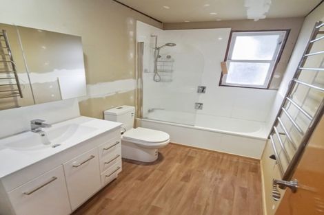 Photo of property in 44 Ngatai Street, Taumarunui, 3920