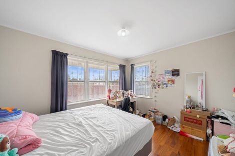 Photo of property in 10 Holden Place, Manukau, Auckland, 2025