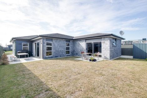 Photo of property in 21 Manganui Place, Te Awa, Napier, 4110