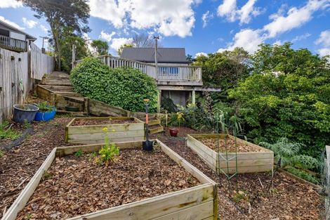 Photo of property in 37 Main Road, Raglan, 3225