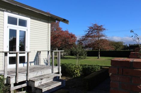 Photo of property in 183 Cowper Road, Dannevirke, 4976