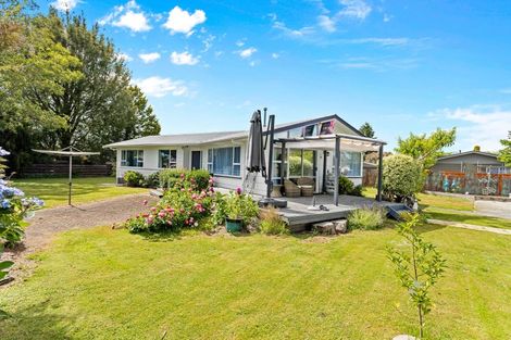 Photo of property in 28 Waianiwa Place, Tokoroa, 3420