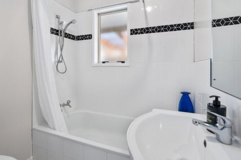 Photo of property in 54a Pemberton Crescent, Greerton, Tauranga, 3112