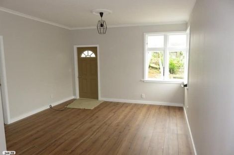 Photo of property in 81 Moorefield Road, Johnsonville, Wellington, 6037