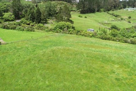 Photo of property in 135 Chamberlain Road, Bombay, 2675