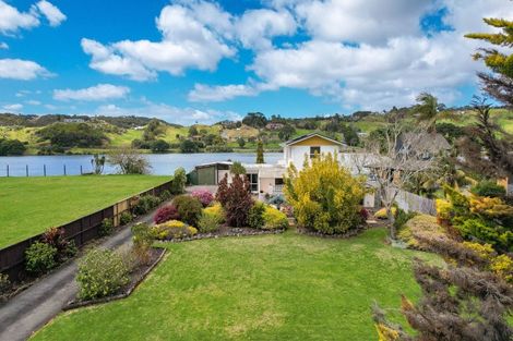 Photo of property in 39 Taipa Point Road, Taipa, 0420