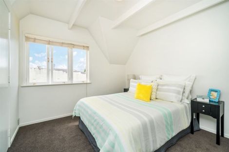 Photo of property in 1/14 Otakau Road, Milford, Auckland, 0620