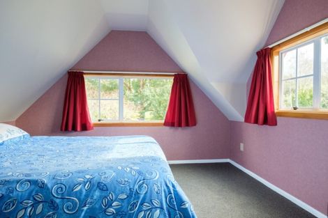 Photo of property in 2 Ettrick Street, Glenross, Dunedin, 9011