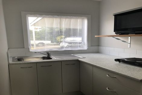 Photo of property in 6 Eden Place, Pukekohe, 2120