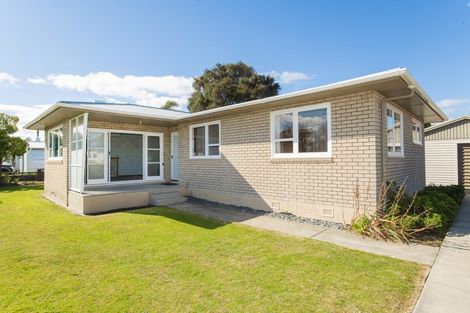 Photo of property in 38 Totara Street, Te Hapara, Gisborne, 4010