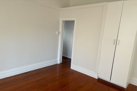 Photo of property in 1/30 Princes Street, Northcote Point, Auckland, 0627