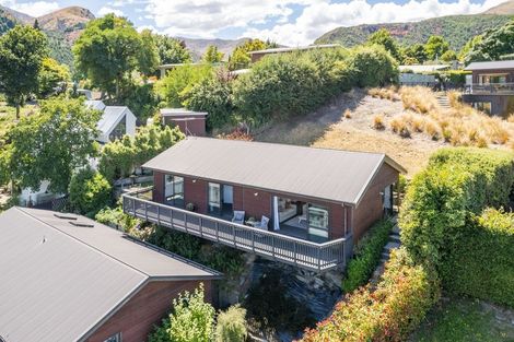 Photo of property in 3a Mcdonnell Road, Arrowtown, 9302