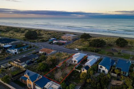Photo of property in 376 Marine Parade, South New Brighton, Christchurch, 8062