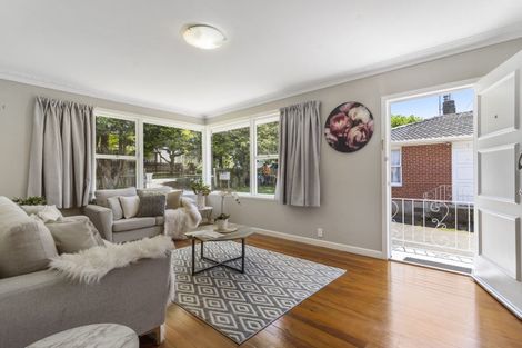Photo of property in 4/27 Cardwell Street, Onehunga, Auckland, 1061