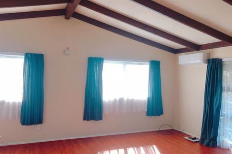 Photo of property in 2/64 Mcleod Road, Te Atatu South, Auckland, 0610