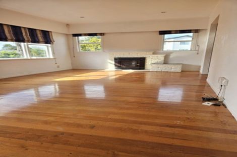 Photo of property in 10 Beldon Place, Pakuranga Heights, Auckland, 2010