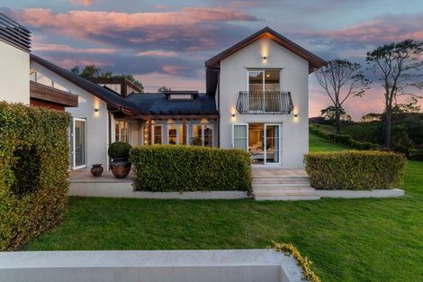 Photo of property in 52c Warman Road, Okura, Albany, 0792