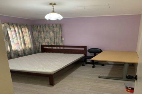 Photo of property in 46 Glen Vista Place, Bayview, Auckland, 0629