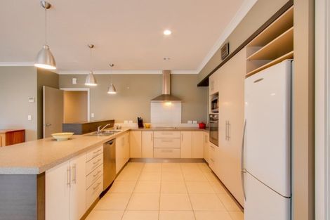 Photo of property in 18 Pania Place, Poraiti, Napier, 4112