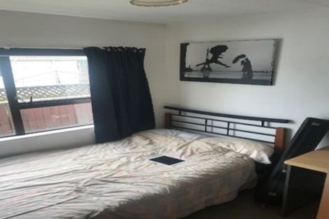 Photo of property in 130a Miramar Avenue, Miramar, Wellington, 6022