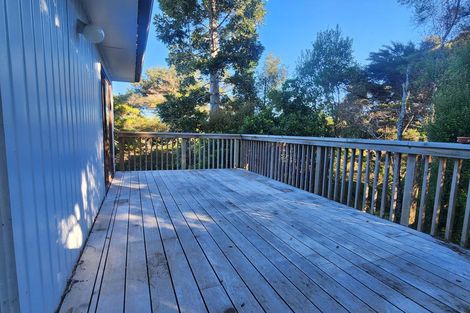 Photo of property in 30 Noeleen Street, Glenfield, Auckland, 0629