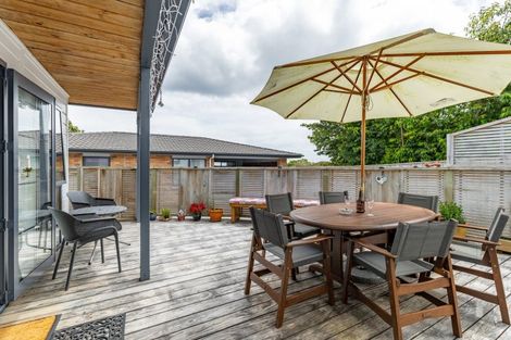 Photo of property in 184 Tukapa Street, Westown, New Plymouth, 4310