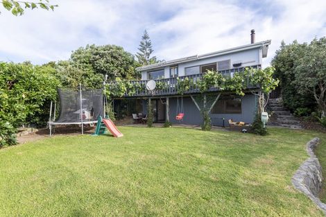 Photo of property in 1 Haunui Way, Pukerua Bay, 5026