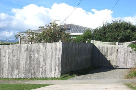 Photo of property in 55 Pikarere Street, Titahi Bay, Porirua, 5022
