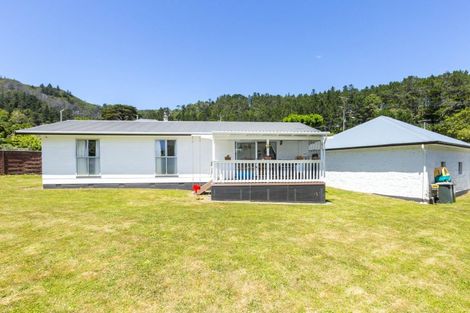 Photo of property in 67 Kamahi Street, Stokes Valley, Lower Hutt, 5019