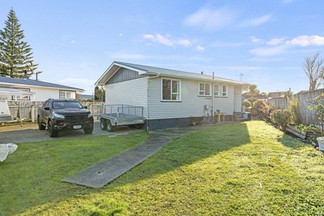 Photo of property in 7 Johnson Street, Bulls, 4818