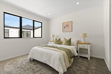 Photo of property in 1/113 Beach Road, Te Atatu Peninsula, Auckland, 0610