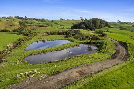 Photo of property in 1234 Richmond Road, Everett Park, Inglewood, 4389