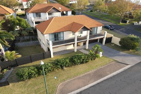 Photo of property in 11 Parkwood Crescent, Gulf Harbour, Whangaparaoa, 0930