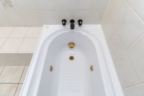 Photo of property in 3 Dillon Way, Otumoetai, Tauranga, 3110