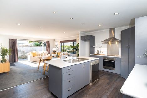 Photo of property in 23a Avondale Road, Taradale, Napier, 4112